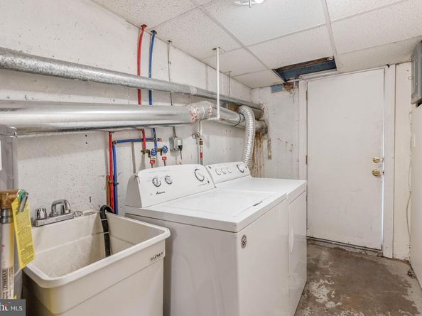 5426 Valley Street, Philadelphia PA 19124