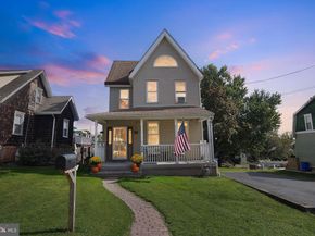 606 Seneca Avenue, Norwood PA 19074