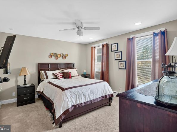 606 Seneca Avenue, Norwood PA 19074