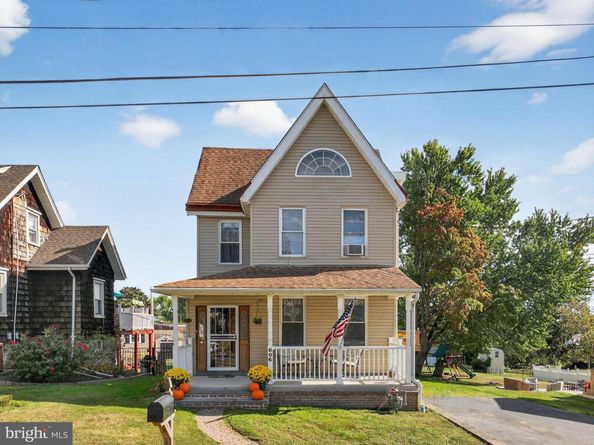 606 Seneca Avenue, Norwood PA 19074