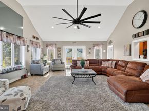 606 Seneca Avenue, Norwood PA 19074