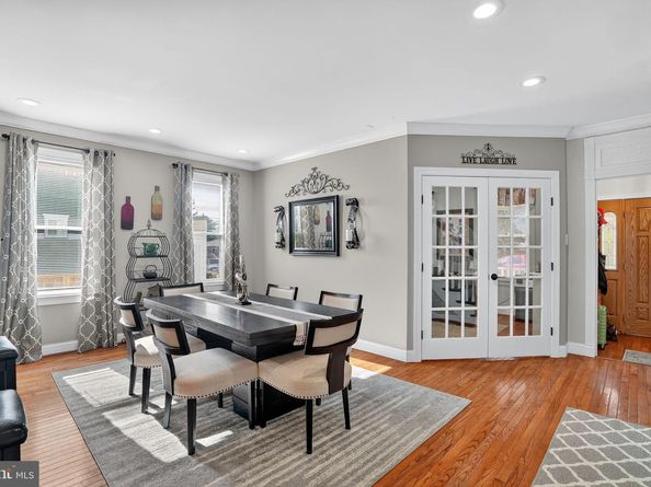 606 Seneca Avenue, Norwood PA 19074