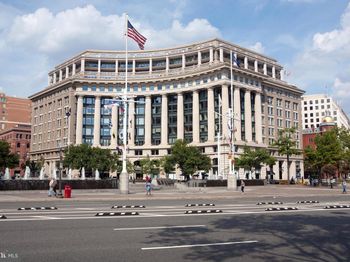 701 Pennsylvania Avenue NW