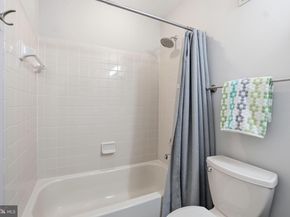 711 Herndon Woods Court, Herndon VA 20170