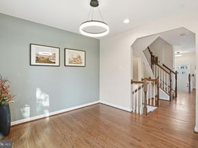 711 Herndon Woods Court, Herndon VA 20170