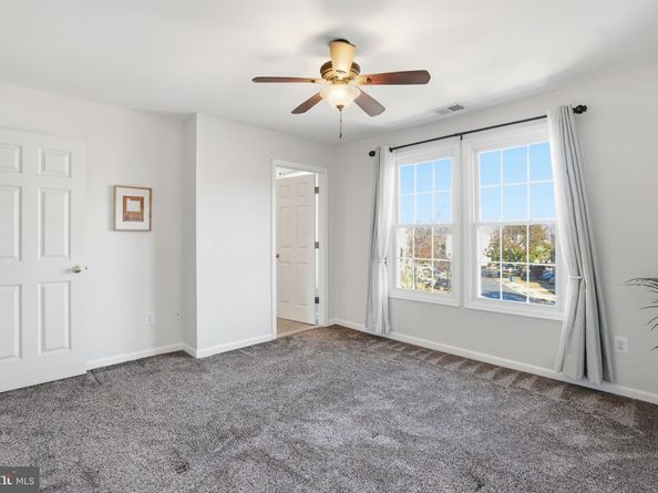 711 Herndon Woods Court, Herndon VA 20170