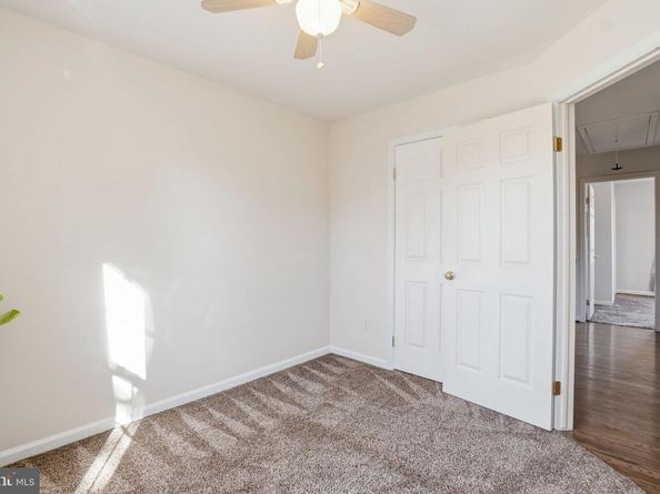 711 Herndon Woods Court, Herndon VA 20170