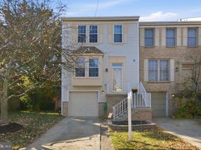 711 Herndon Woods Court, Herndon VA 20170