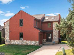 8912 Springview Road, Philadelphia PA 19115