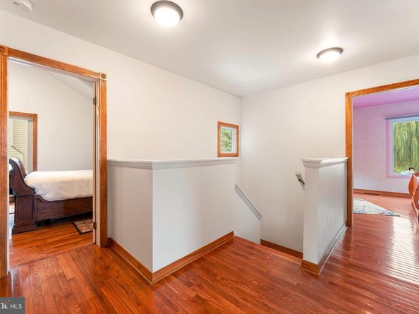8912 Springview Road, Philadelphia PA 19115
