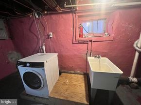 426 W Fisher Avenue, Philadelphia PA 19120