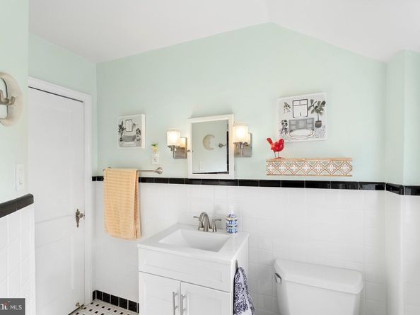 4044 Dayton Road, Drexel Hill PA 19026