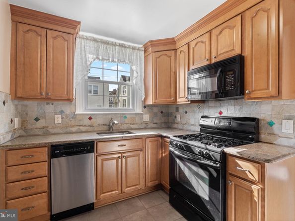4044 Dayton Road, Drexel Hill PA 19026