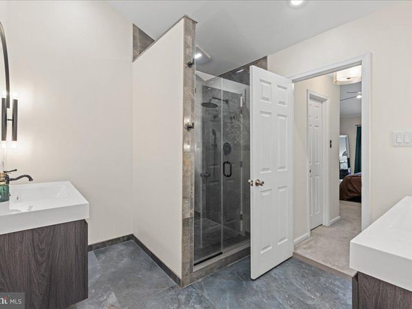 229 Brookdale Court, Dresher PA 19025