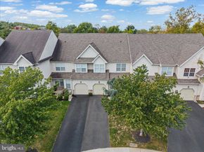 229 Brookdale Court, Dresher PA 19025