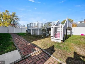 900 Maple Avenue, Glenolden PA 19036