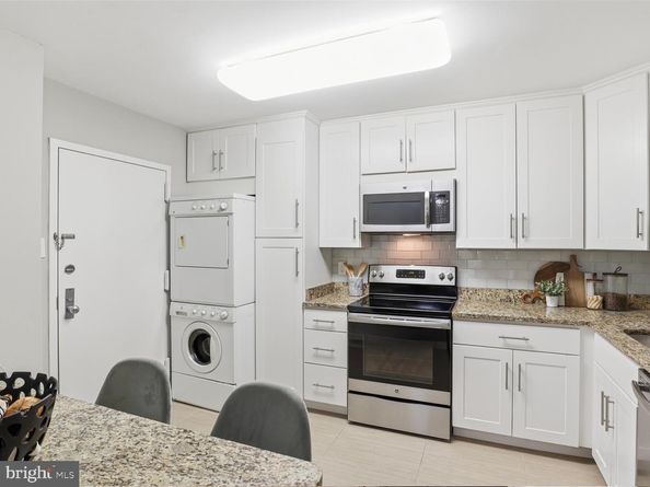 1800 Old Meadow Road 1017, Mclean VA 22102