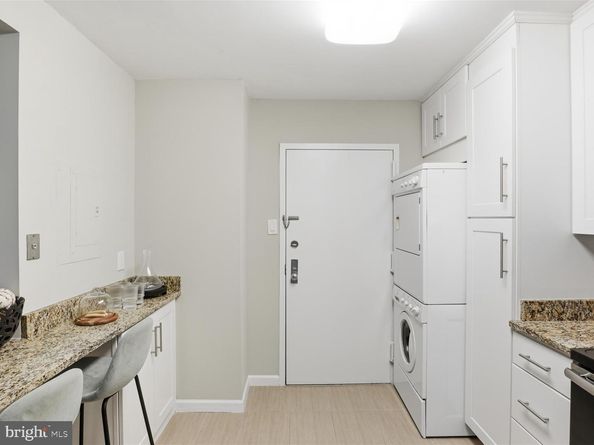 1800 Old Meadow Road 1017, Mclean VA 22102