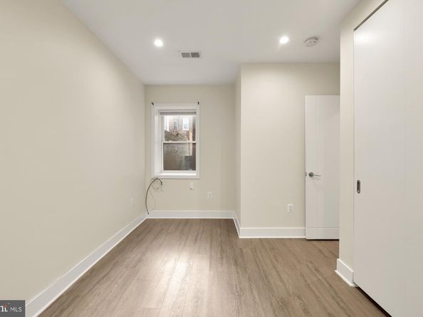 58 T Street NW 1, Washington DC 20001