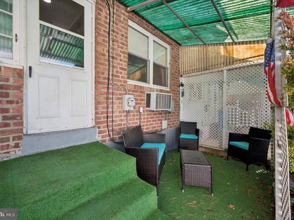 5916 Newtown Avenue, Philadelphia PA 19120