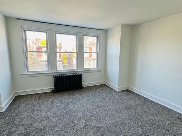 149 Wayne Ave, Collingdale PA 19023