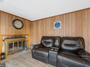 416 Emerson Road, Huntingdon Valley PA 19006