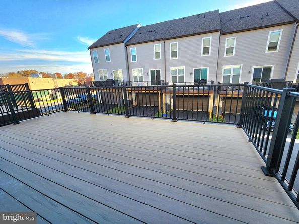 2391 Liberty Loop, Herndon VA 20171