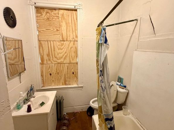 510 W Tabor Road, Philadelphia PA 19120