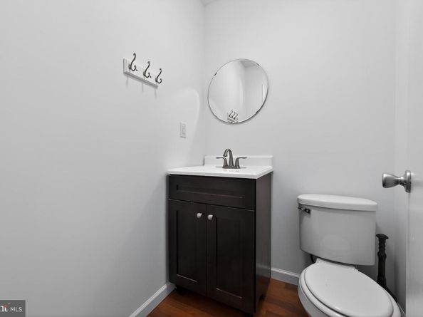 2310 S Warnock Street, Philadelphia PA 19148