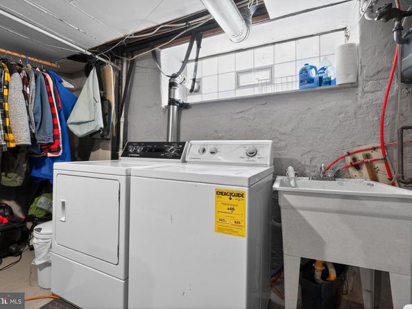 2310 S Warnock Street, Philadelphia PA 19148