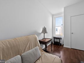 2310 S Warnock Street, Philadelphia PA 19148