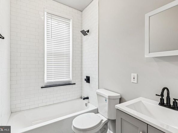 2416 N Hollywood Street, Philadelphia PA 19132