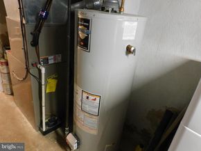 6348 Crafton Street, Philadelphia PA 19149