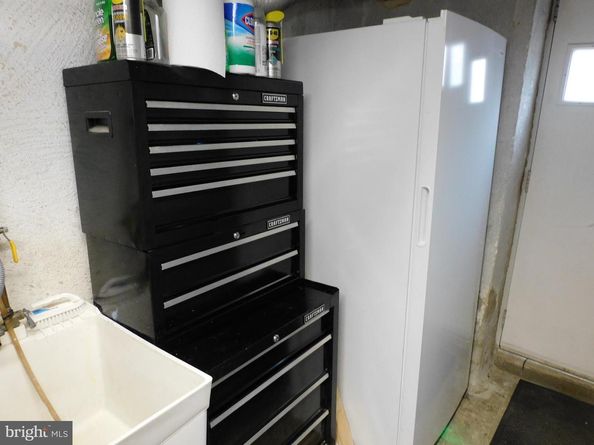 6348 Crafton Street, Philadelphia PA 19149