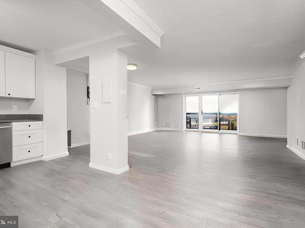 8370 Greensboro Drive 916, Mclean VA 22102