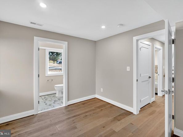 6306 Columbia Pike, Falls Church VA 22041