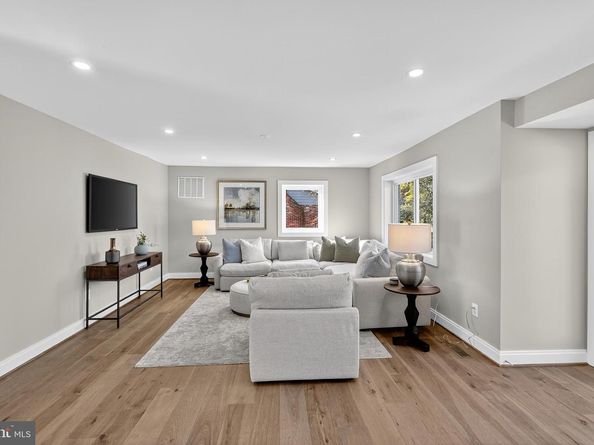 6306 Columbia Pike, Falls Church VA 22041