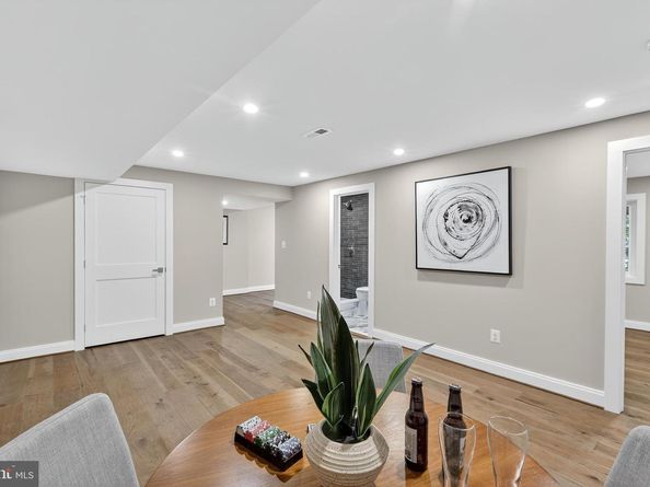 6306 Columbia Pike, Falls Church VA 22041