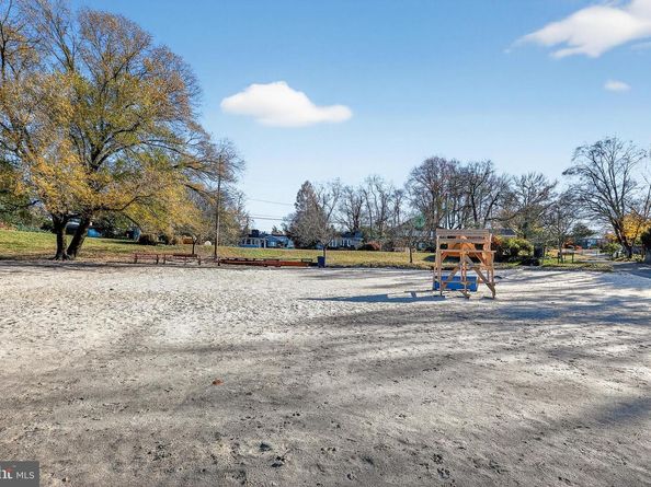 6306 Columbia Pike, Falls Church VA 22041