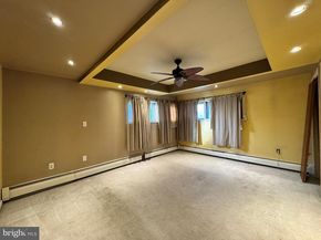 31 Swan Lane, Levittown PA 19055