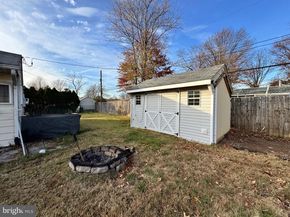31 Swan Lane, Levittown PA 19055