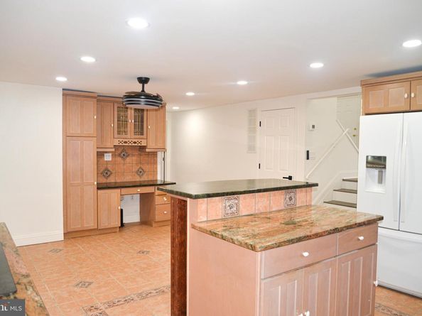 114 Nursery Avenue, Levittown PA 19057