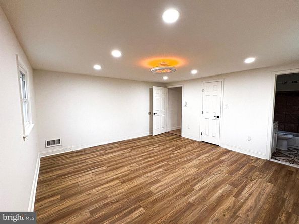 114 Nursery Avenue, Levittown PA 19057