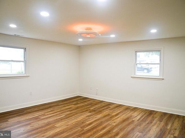 114 Nursery Avenue, Levittown PA 19057