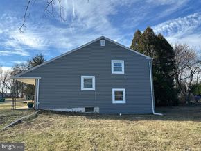 114 Nursery Avenue, Levittown PA 19057