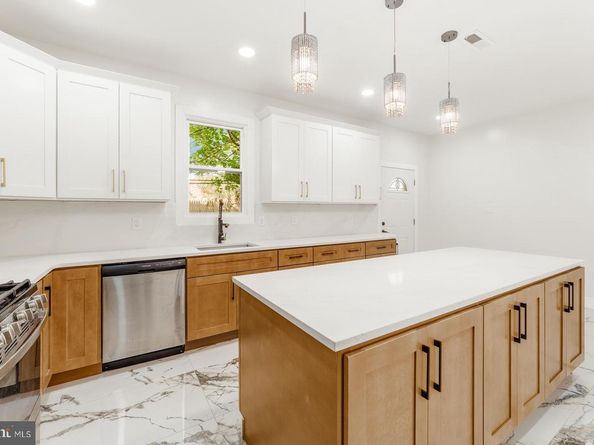 5736 Harbison Avenue, Philadelphia PA 19135