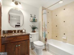 36 W Mechanic Street, New Hope PA 18938