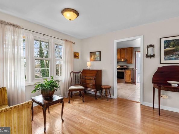 148 Byberry Road, Hatboro PA 19040