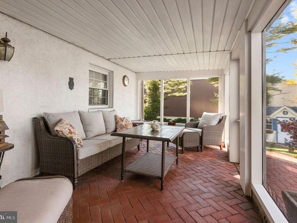 148 Byberry Road, Hatboro PA 19040