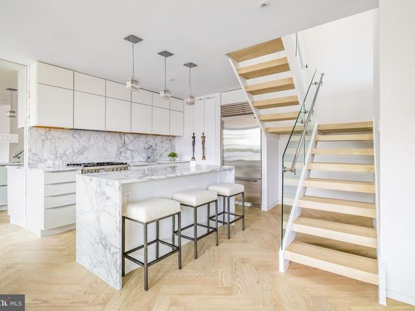 2500 Virginia Ave NW 715, Washington DC 20037